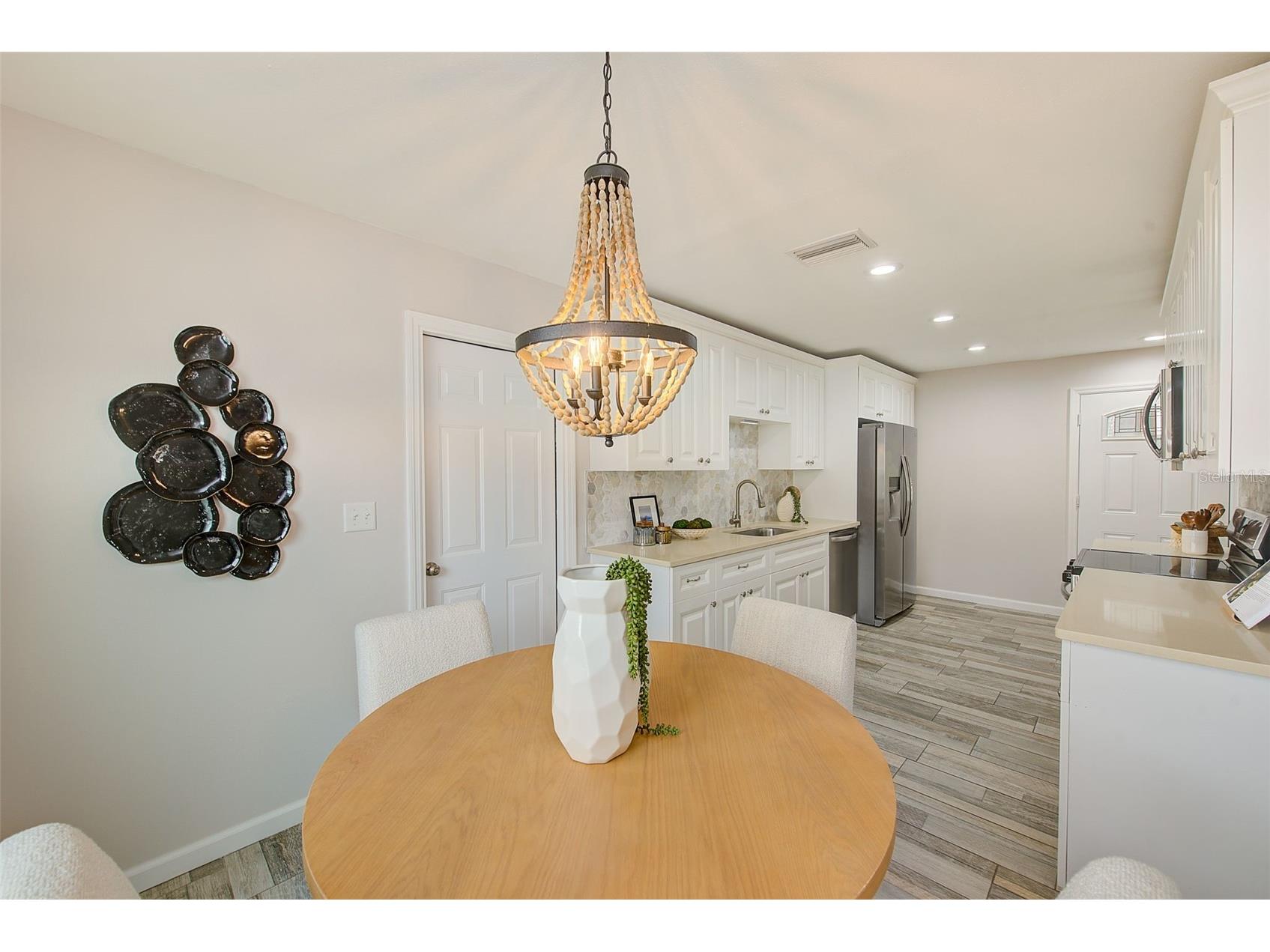 2589 Sunny Breeze Avenue Largo FL 33770 TB8466842 image15