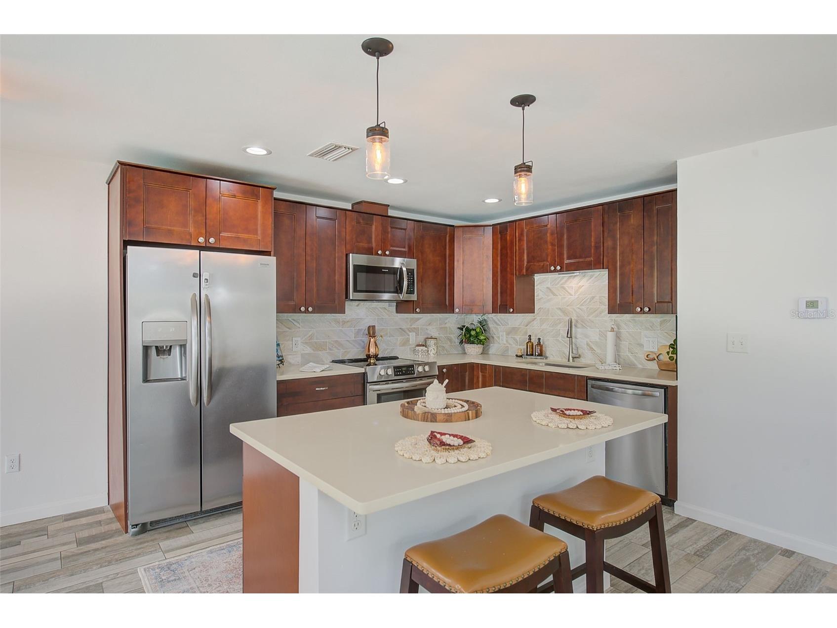 2589 Sunny Breeze Avenue Largo FL 33770 TB8466842 image30