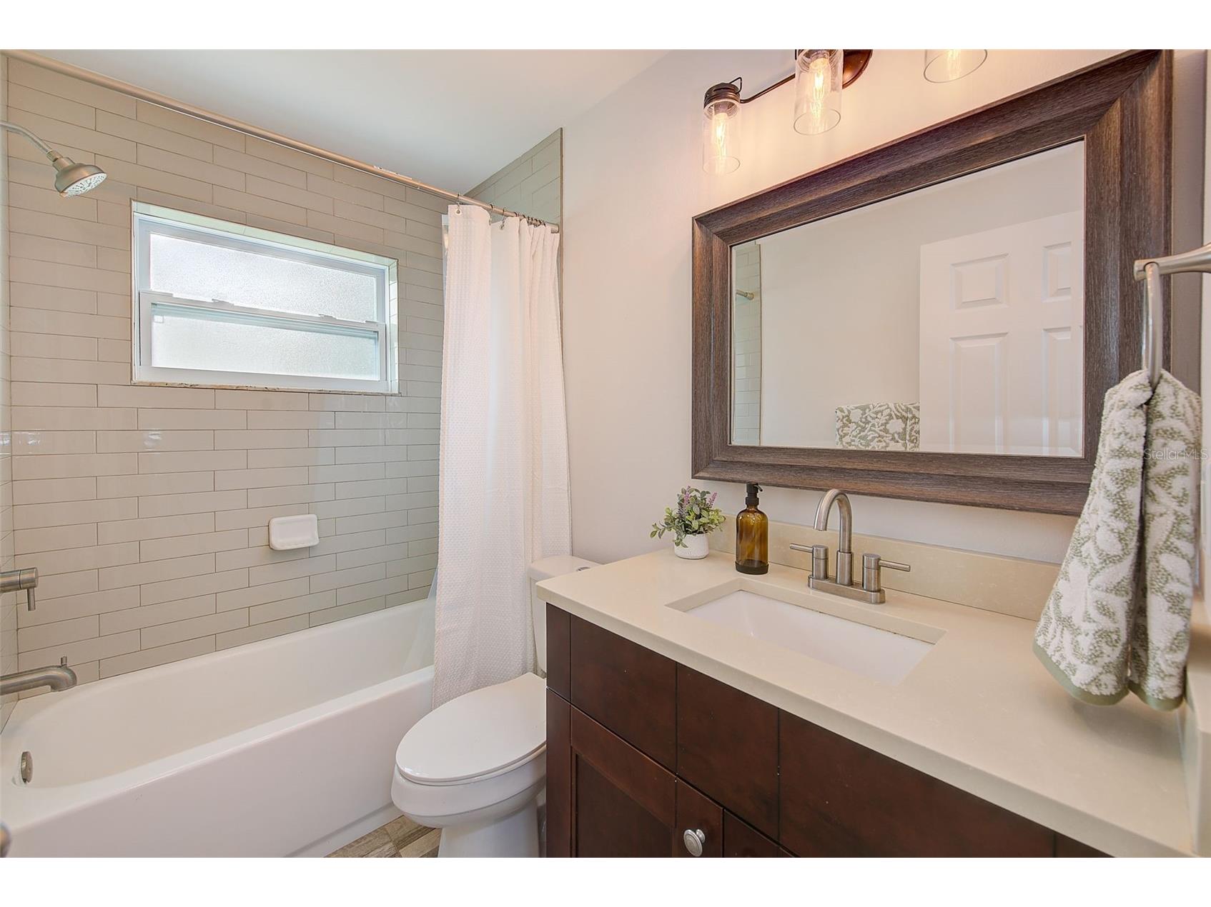 2589 Sunny Breeze Avenue Largo FL 33770 TB8466842 image39