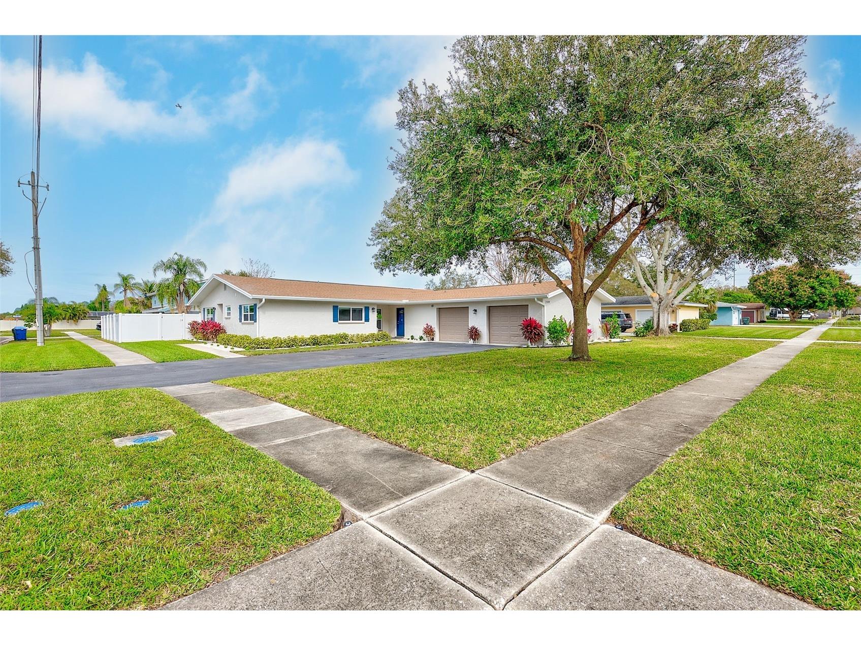 2589 Sunny Breeze Avenue Largo FL 33770 TB8466842 image50