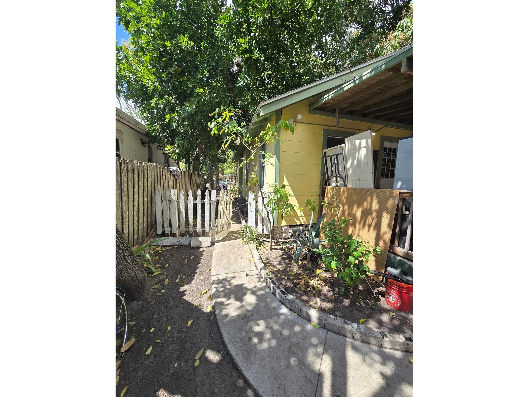 259 14th Street N Saint Petersburg FL 33705 TB8487853 image4