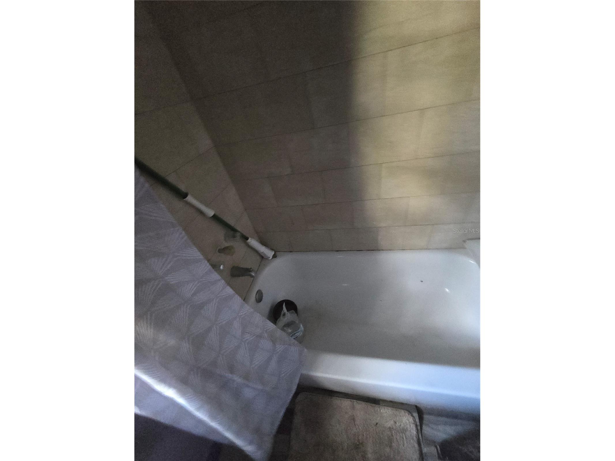 259 14th Street N Saint Petersburg FL 33705 TB8487853 image9