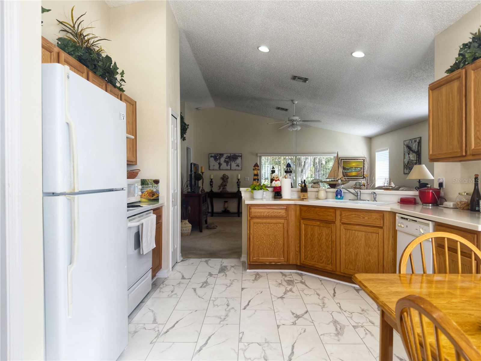 259 Center Oak Circle Spring Hill FL 34609 W7887312 image6