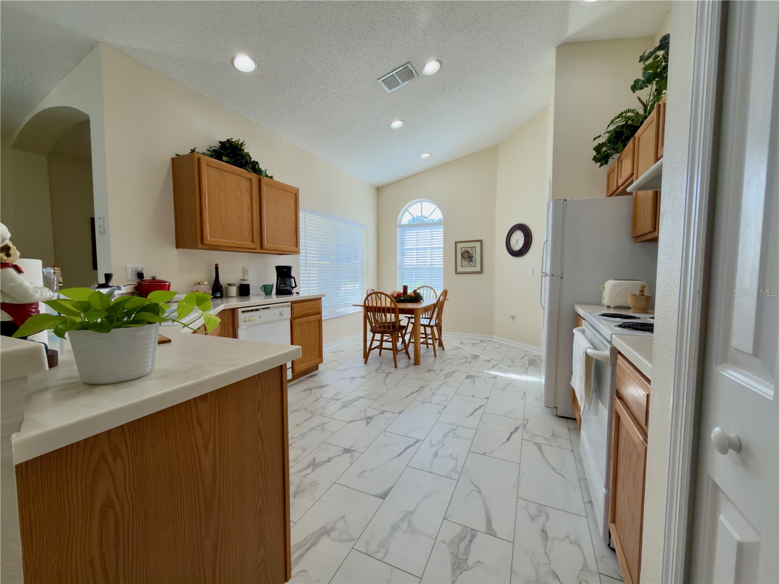 259 Center Oak Circle Spring Hill FL 34609 W7887312 image7