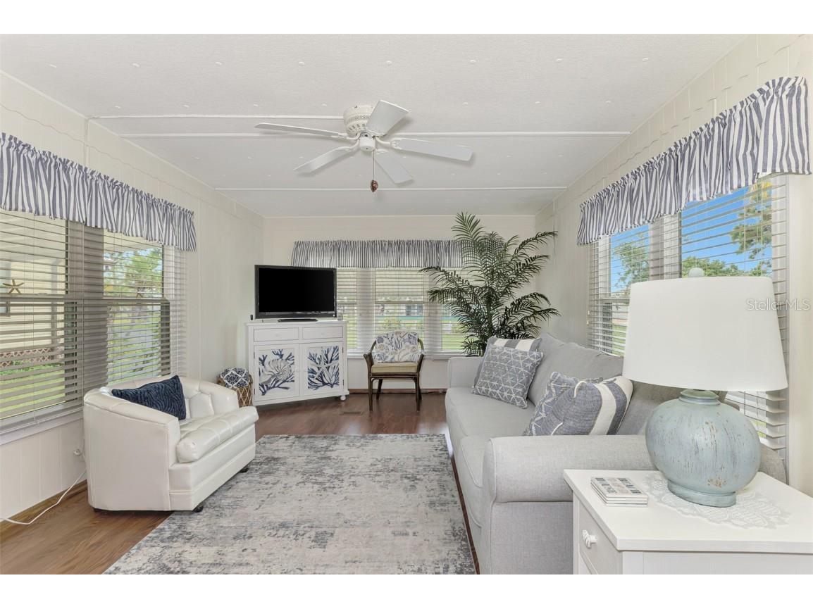 259 Inner Drive E Venice FL 34285 A4667170 image10