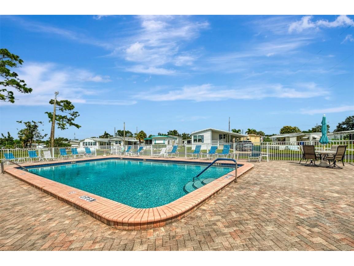 259 Inner Drive E Venice FL 34285 A4667170 image23