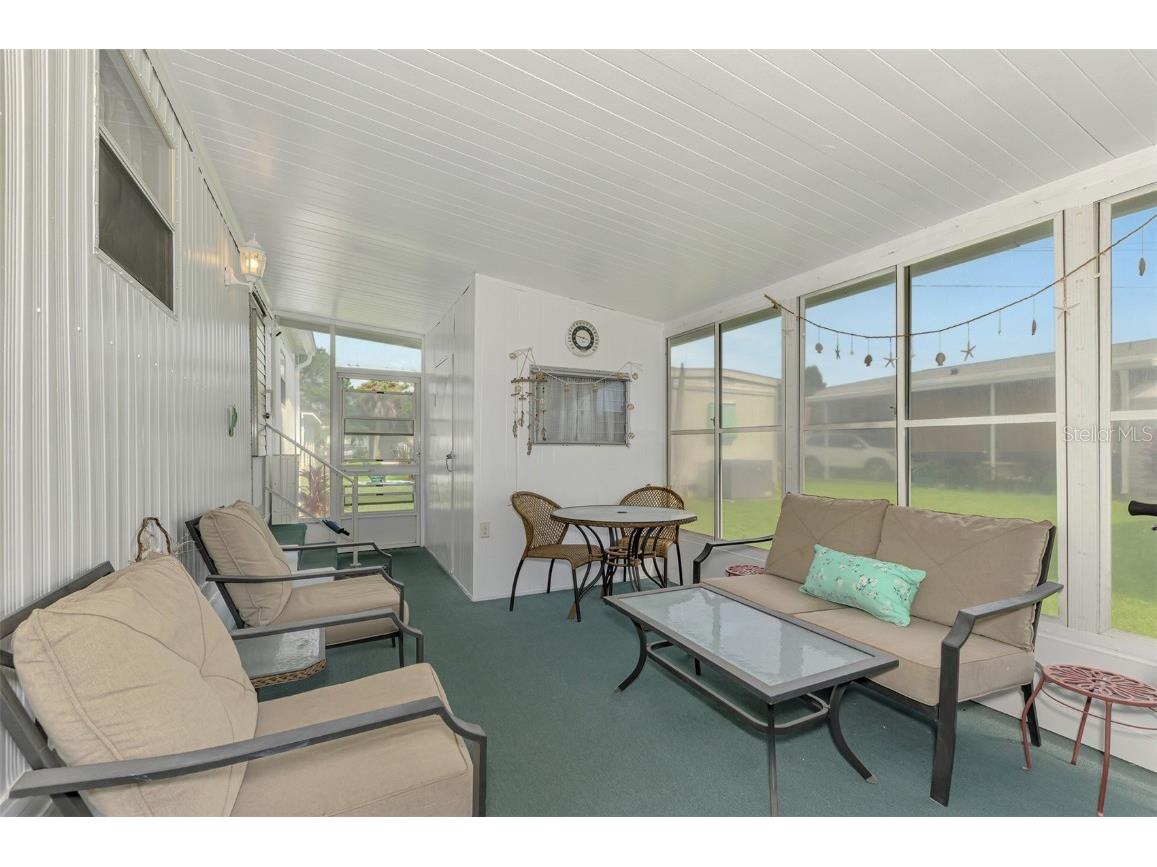 259 Inner Drive E Venice FL 34285 A4667170 image5