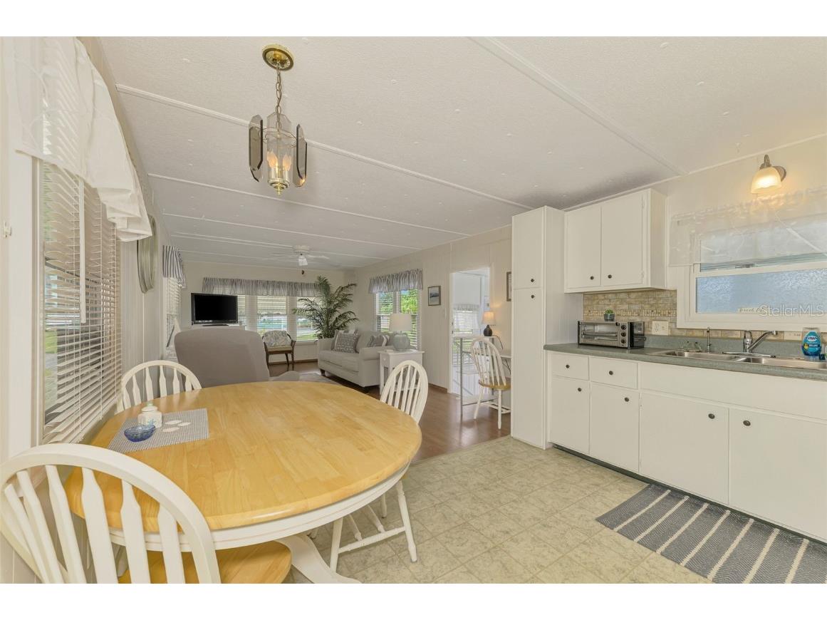 259 Inner Drive E Venice FL 34285 A4667170 image7