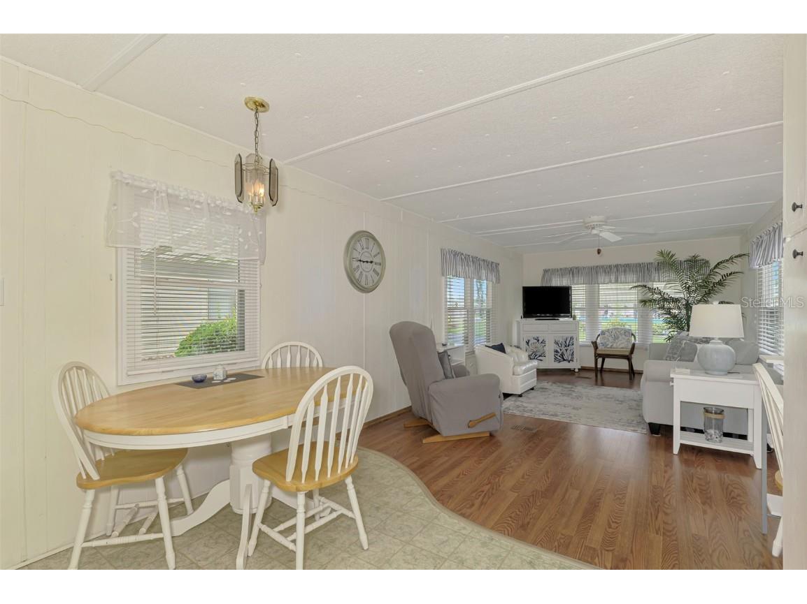 259 Inner Drive E Venice FL 34285 A4667170 image8