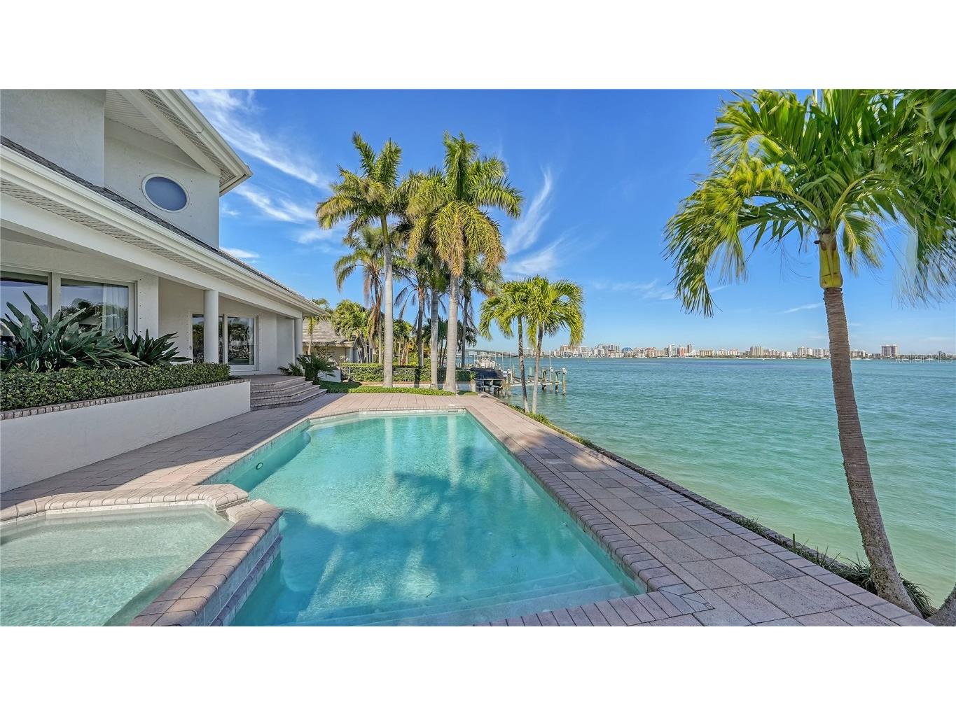 259 Robin Drive Sarasota FL 34236 - SARASOTA BAY A4596799 image1