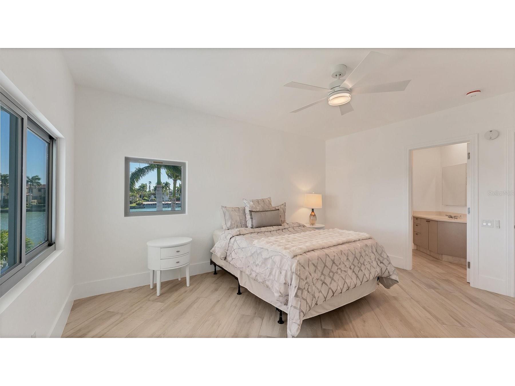 259 Robin Drive Sarasota FL 34236 - SARASOTA BAY A4675575 image44