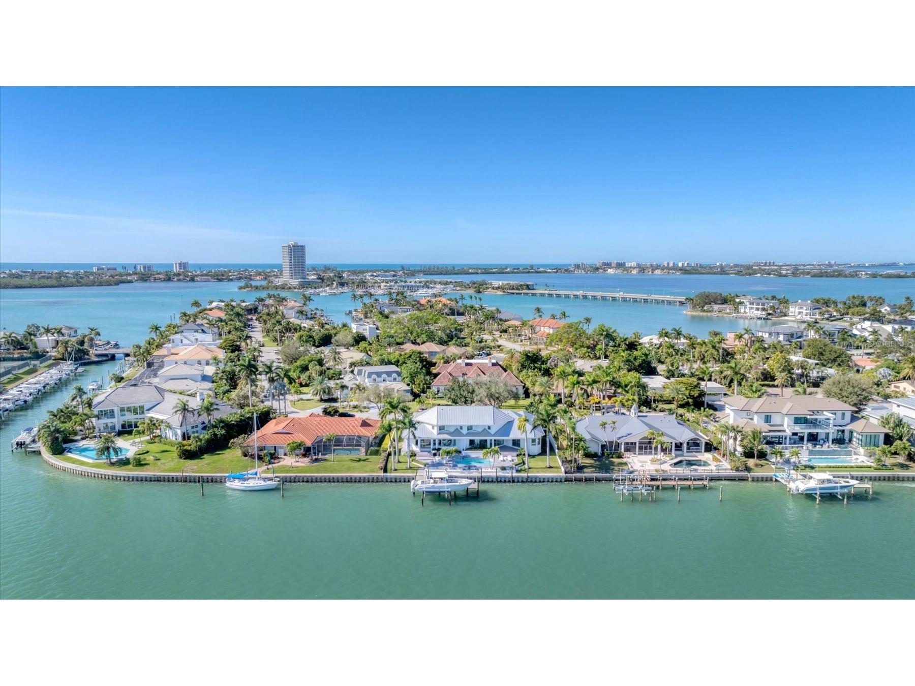 259 Robin Drive Sarasota FL 34236 - SARASOTA BAY A4675575 image5