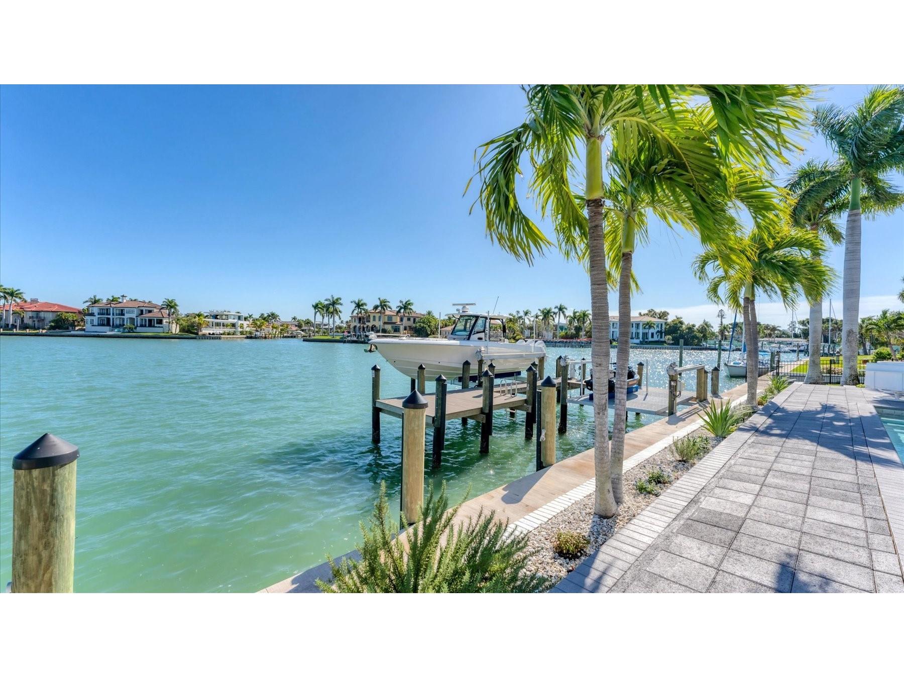 259 Robin Drive Sarasota FL 34236 - SARASOTA BAY A4675575 image55