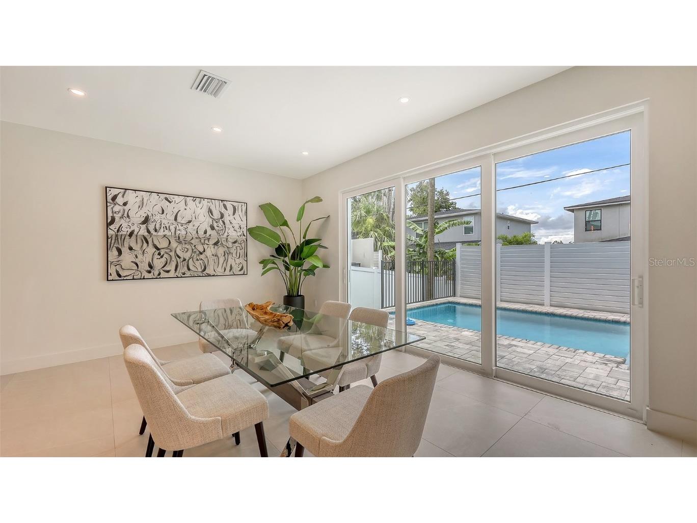 2590 Floyd Street Sarasota FL 34239 A4656501 image14