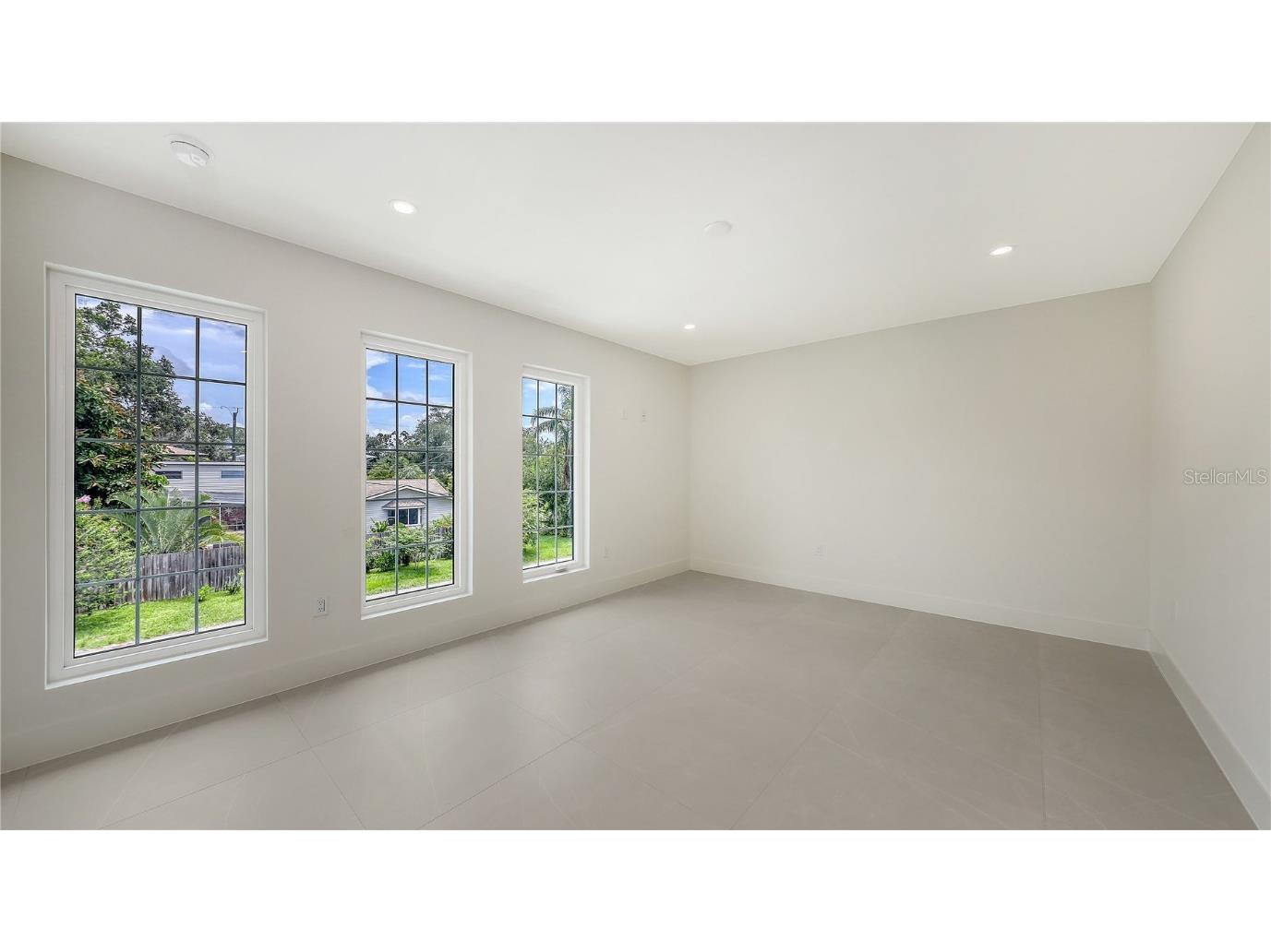 2590 Floyd Street Sarasota FL 34239 A4656501 image32