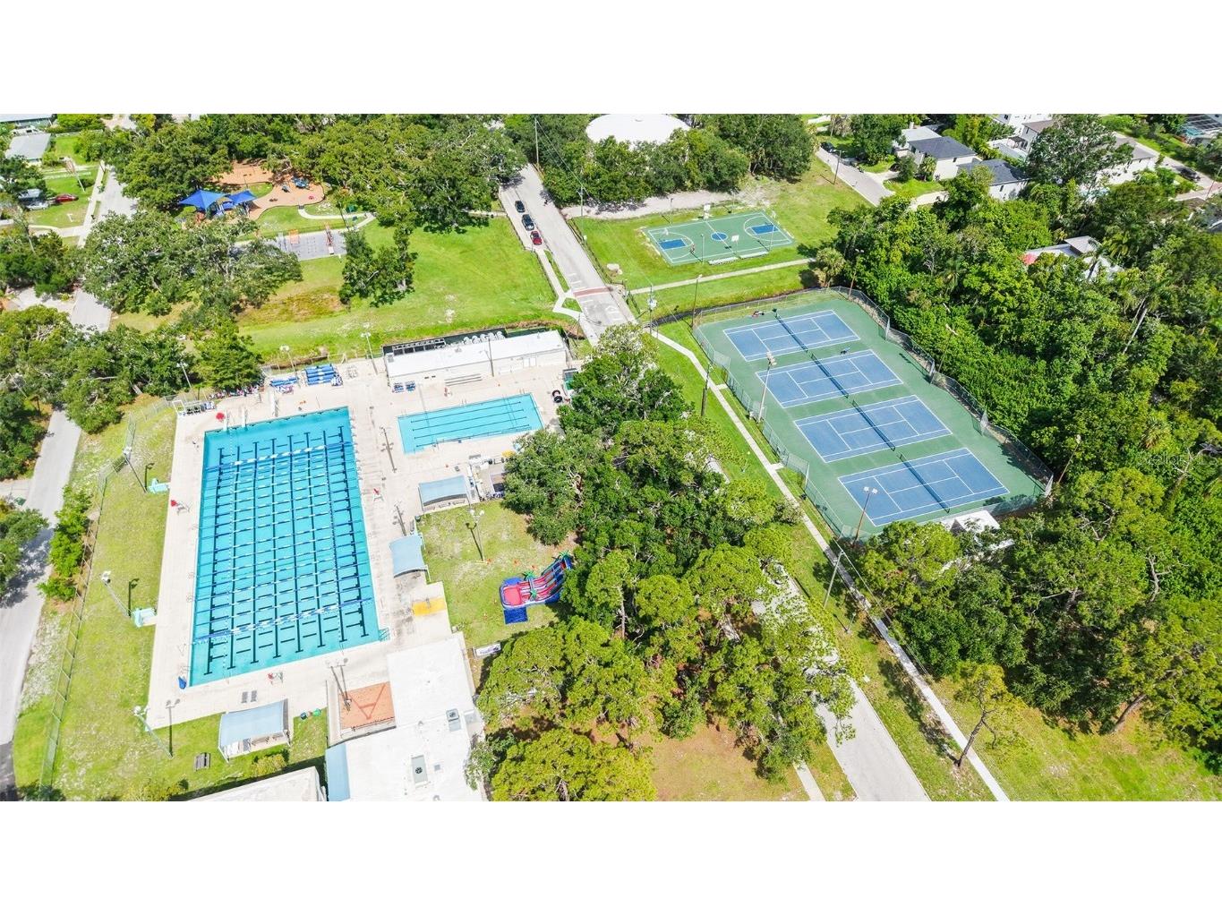 2590 Floyd Street Sarasota FL 34239 A4656501 image44