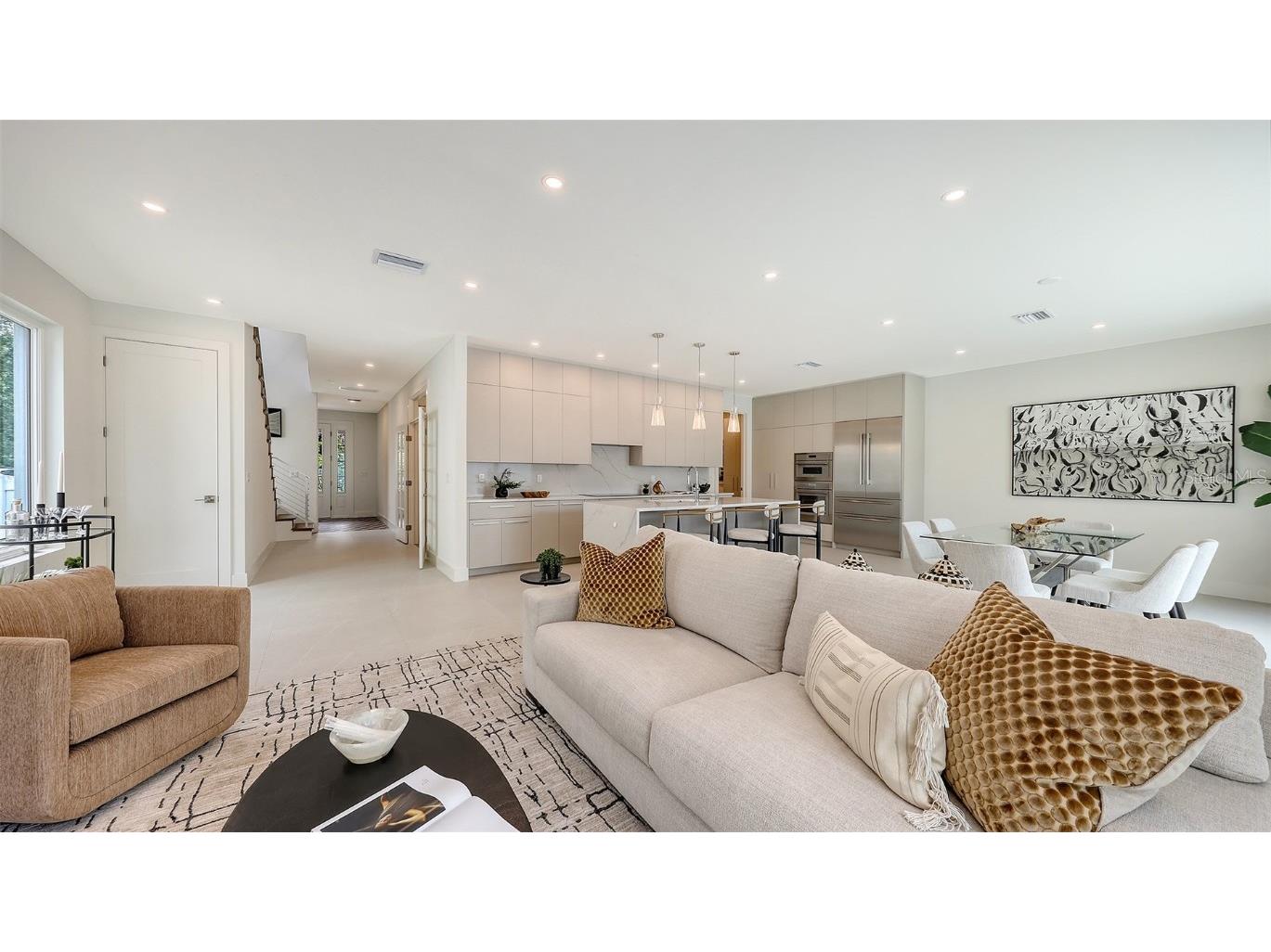 2590 Floyd Street Sarasota FL 34239 A4656501 image9