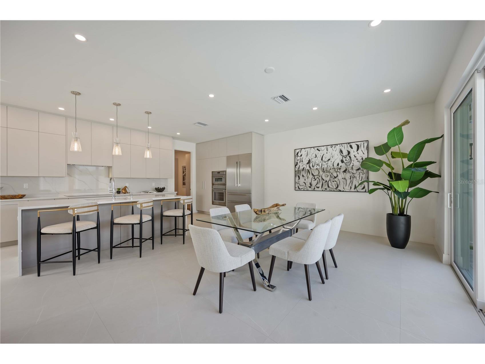 2590 Floyd Street Sarasota FL 34239 A4680138 image10