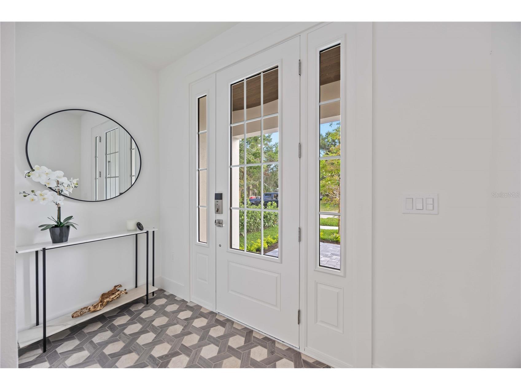 2590 Floyd Street Sarasota FL 34239 A4680138 image2