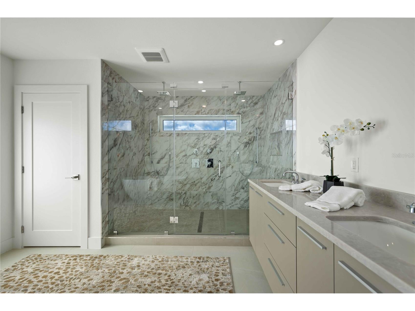 2590 Floyd Street Sarasota FL 34239 A4680138 image39