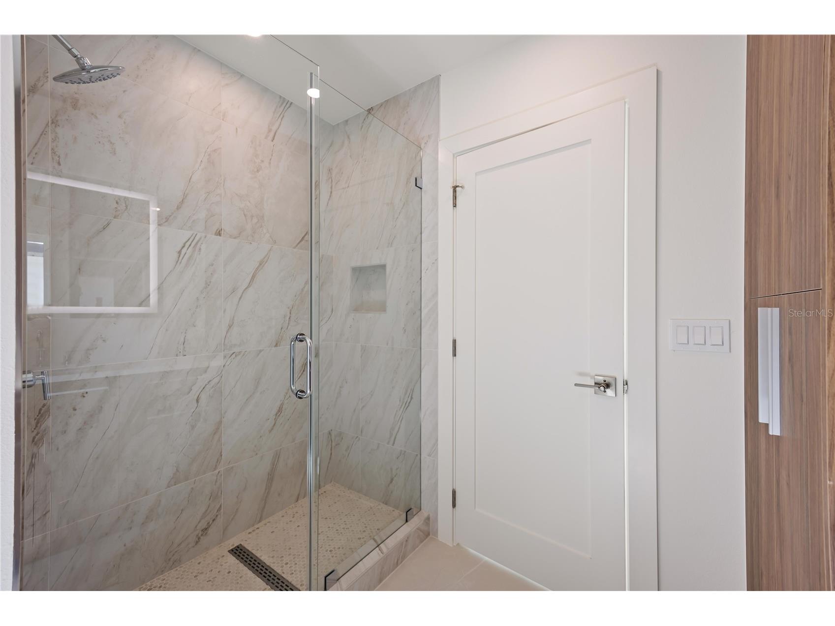 2590 Floyd Street Sarasota FL 34239 A4680138 image43