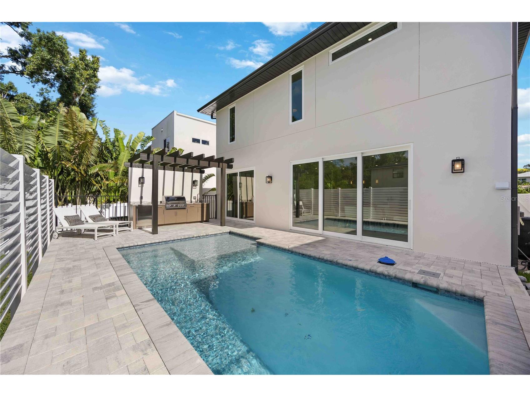 2590 Floyd Street Sarasota FL 34239 A4680138 image68