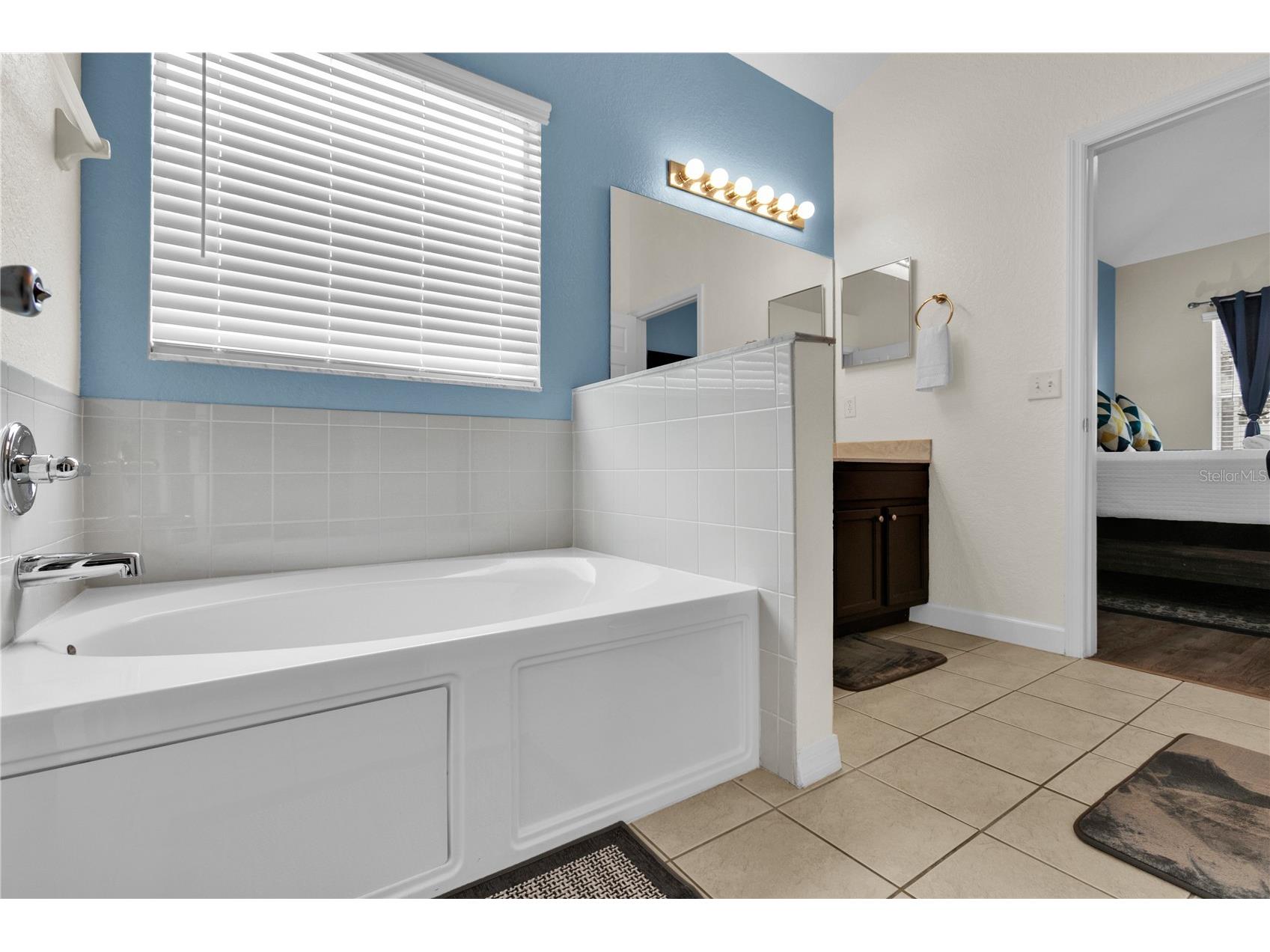 2590 Sand Hill Point Circle Davenport FL 33837 O6405004 image17