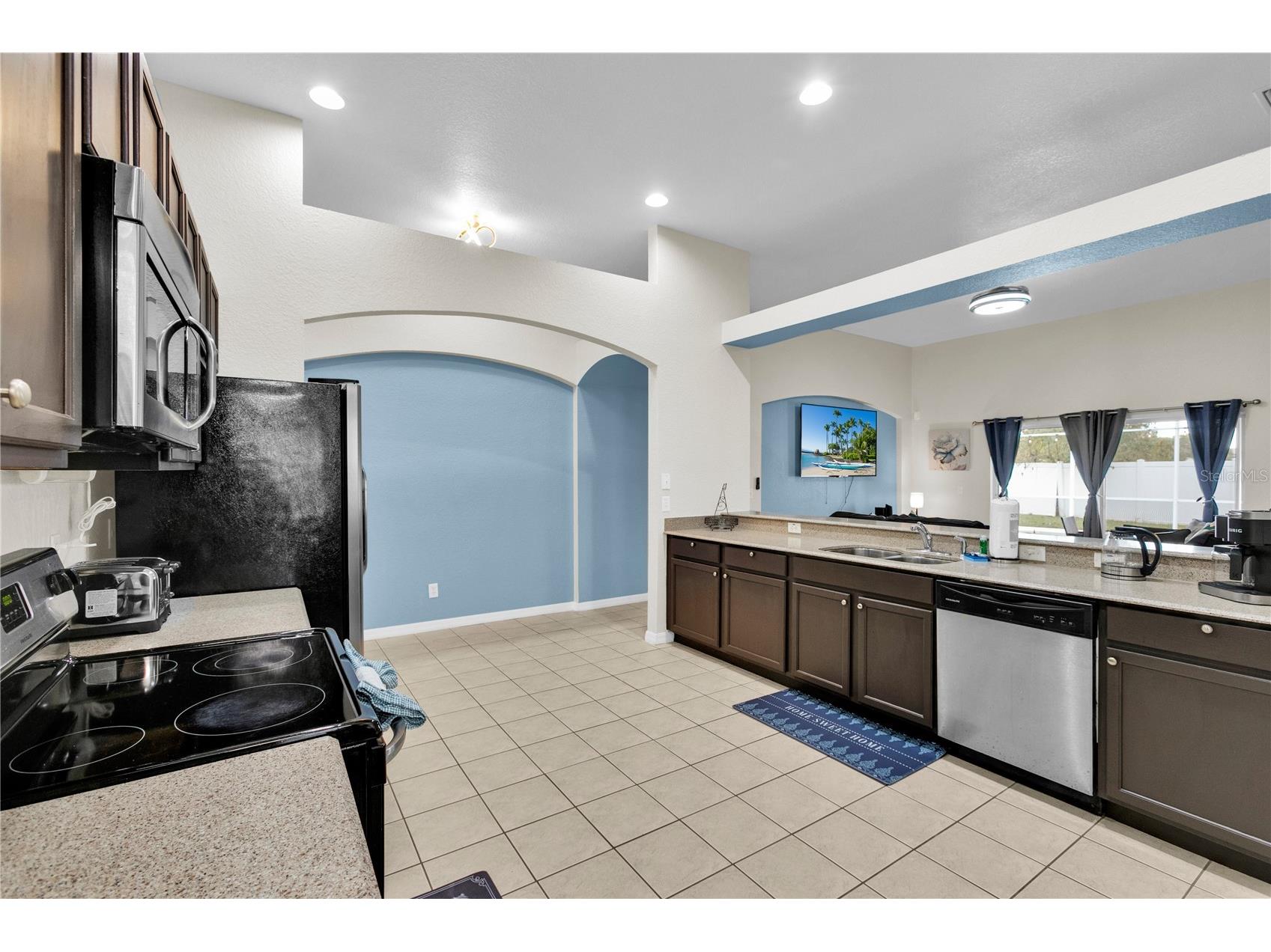 2590 Sand Hill Point Circle Davenport FL 33837 O6405004 image8