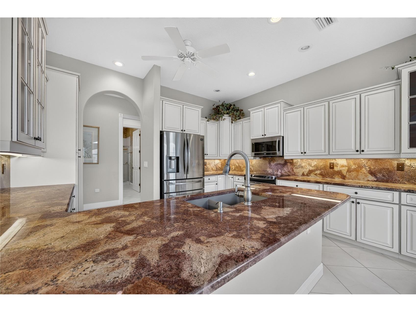 2590 Tarpon Cove Drive #821 Punta Gorda FL 33950 C7528599 image14