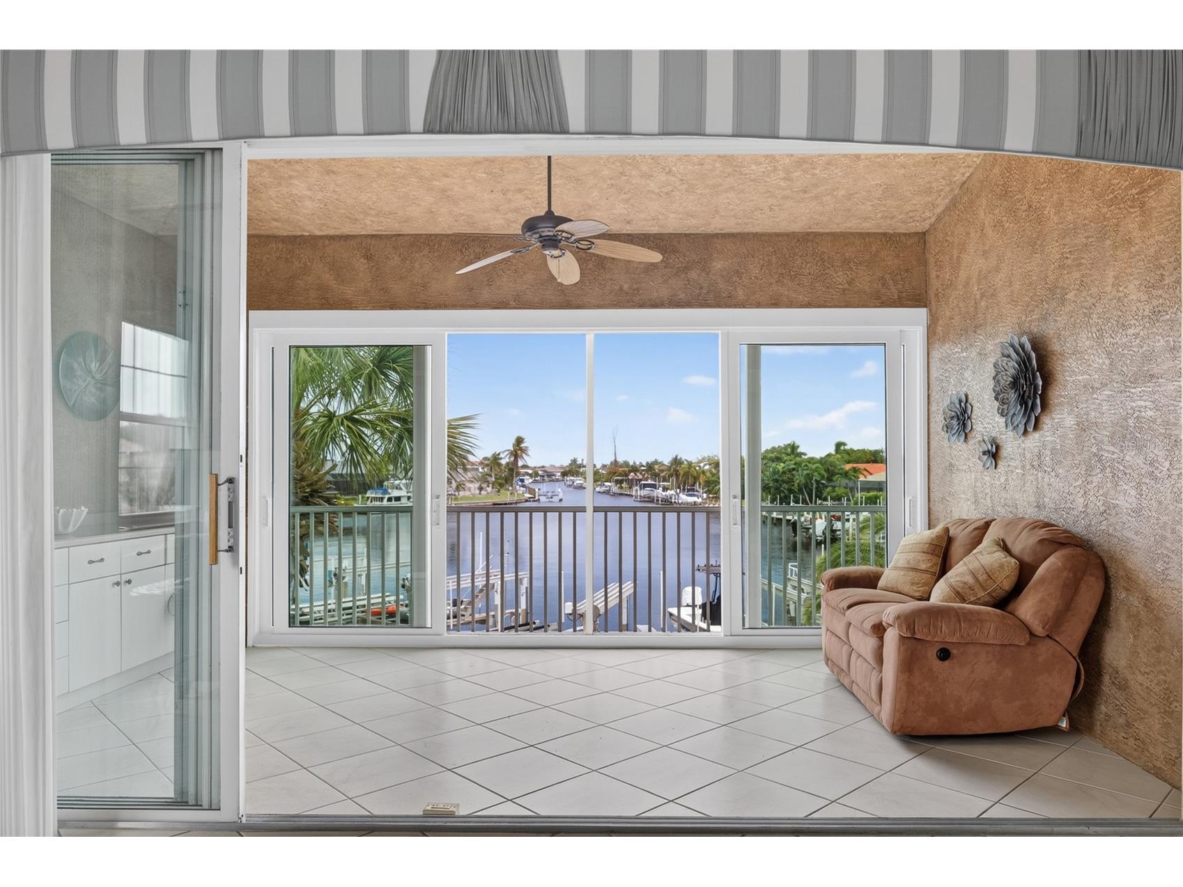 2590 Tarpon Cove Drive #821 Punta Gorda FL 33950 C7528599 image20