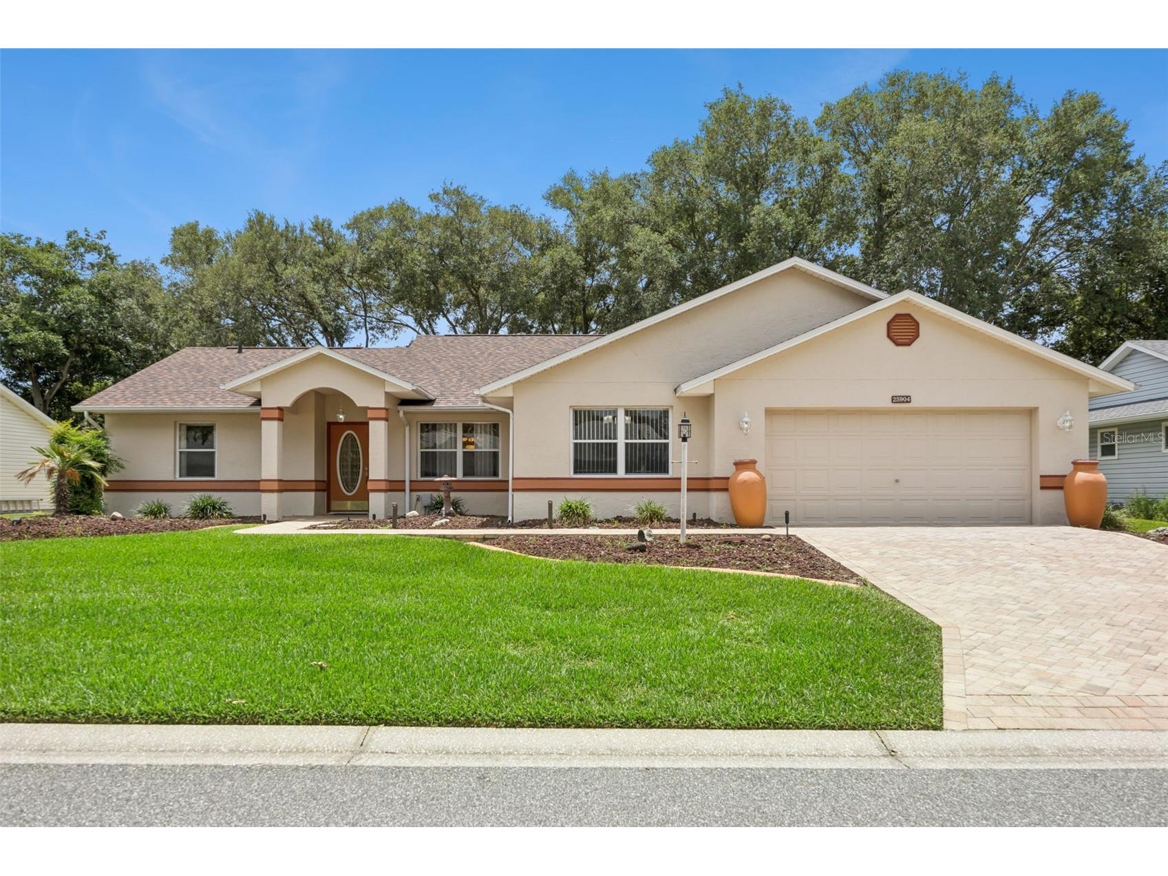 25904 Newcombe Circle Leesburg FL 34748 G5112857 image1