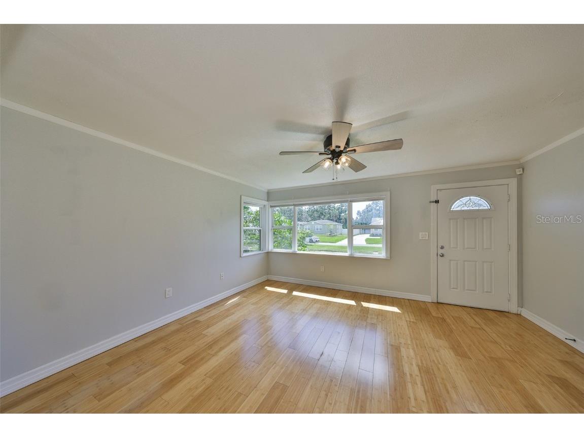 2591 17th Avenue N Saint Petersburg FL 33713 TB8429753 image10