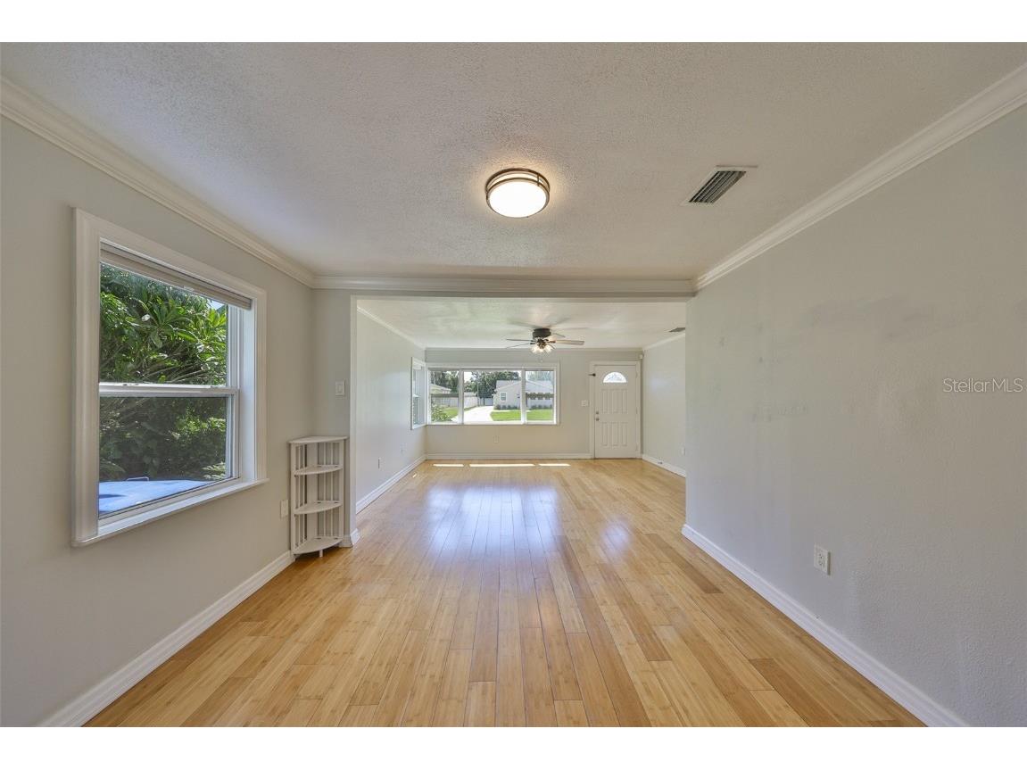 2591 17th Avenue N Saint Petersburg FL 33713 TB8429753 image16