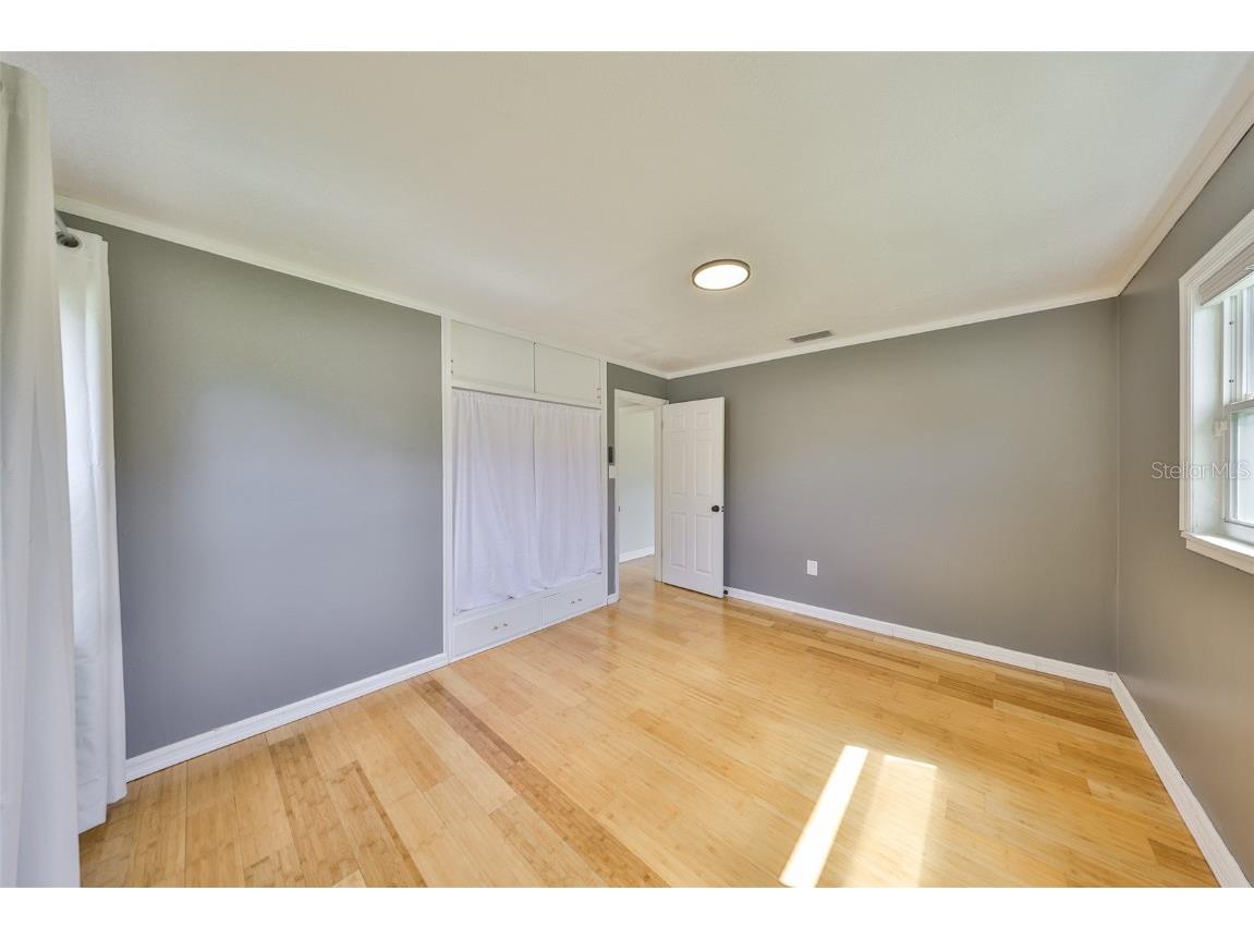 2591 17th Avenue N Saint Petersburg FL 33713 TB8429753 image26