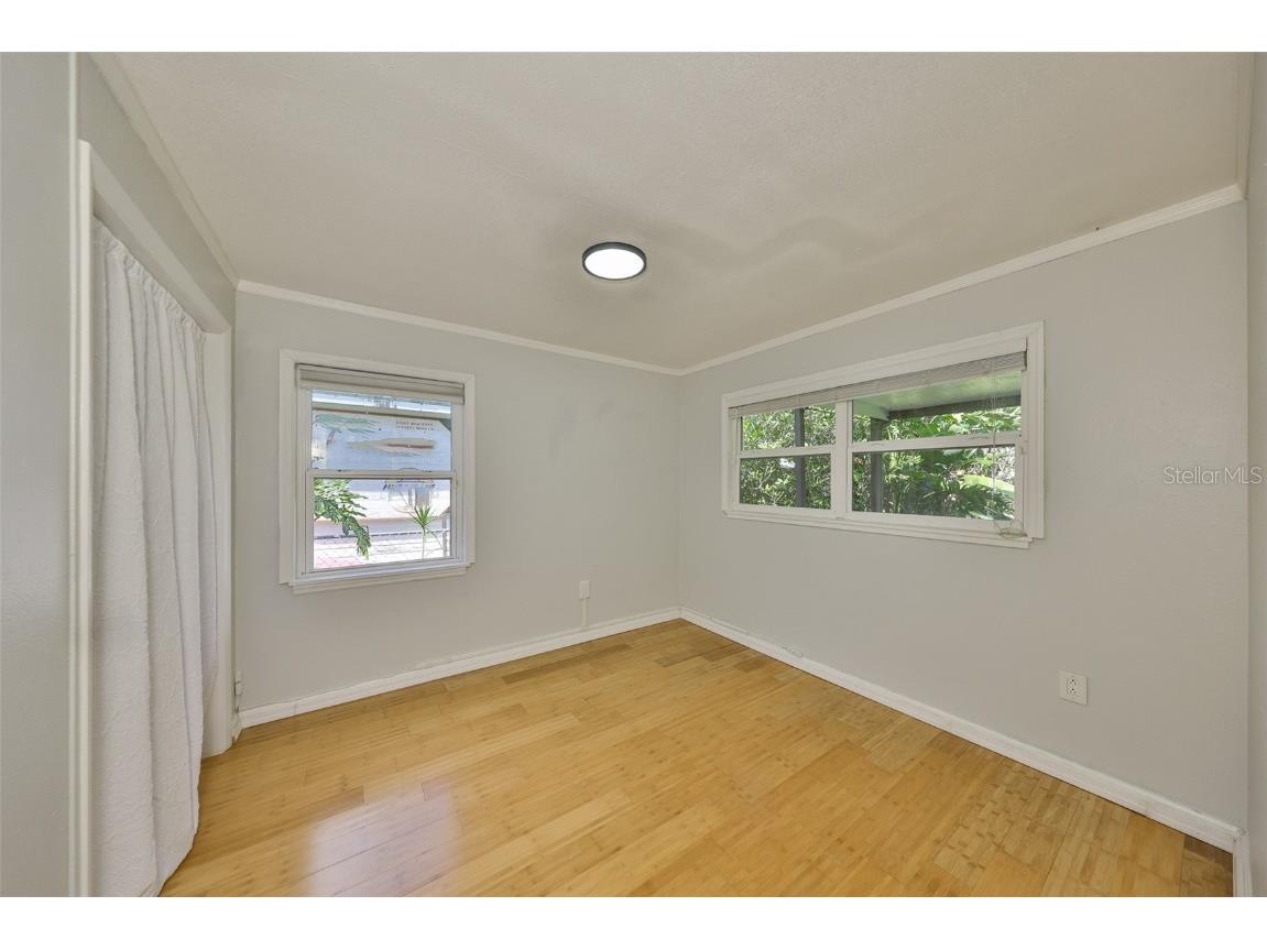 2591 17th Avenue N Saint Petersburg FL 33713 TB8429753 image27