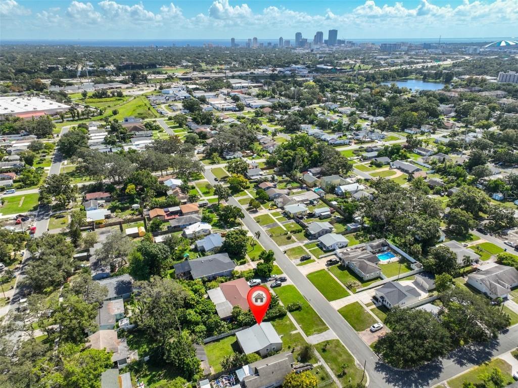 2591 17th Avenue N Saint Petersburg FL 33713 TB8429753 image38