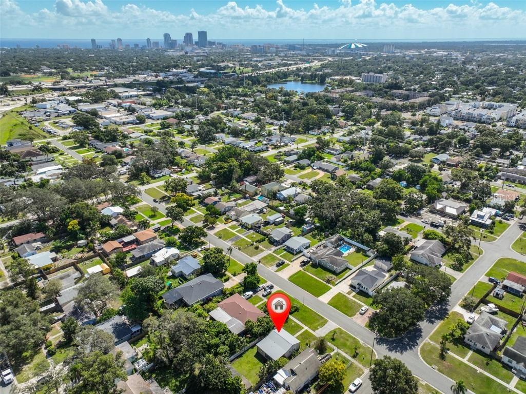 2591 17th Avenue N Saint Petersburg FL 33713 TB8429753 image39