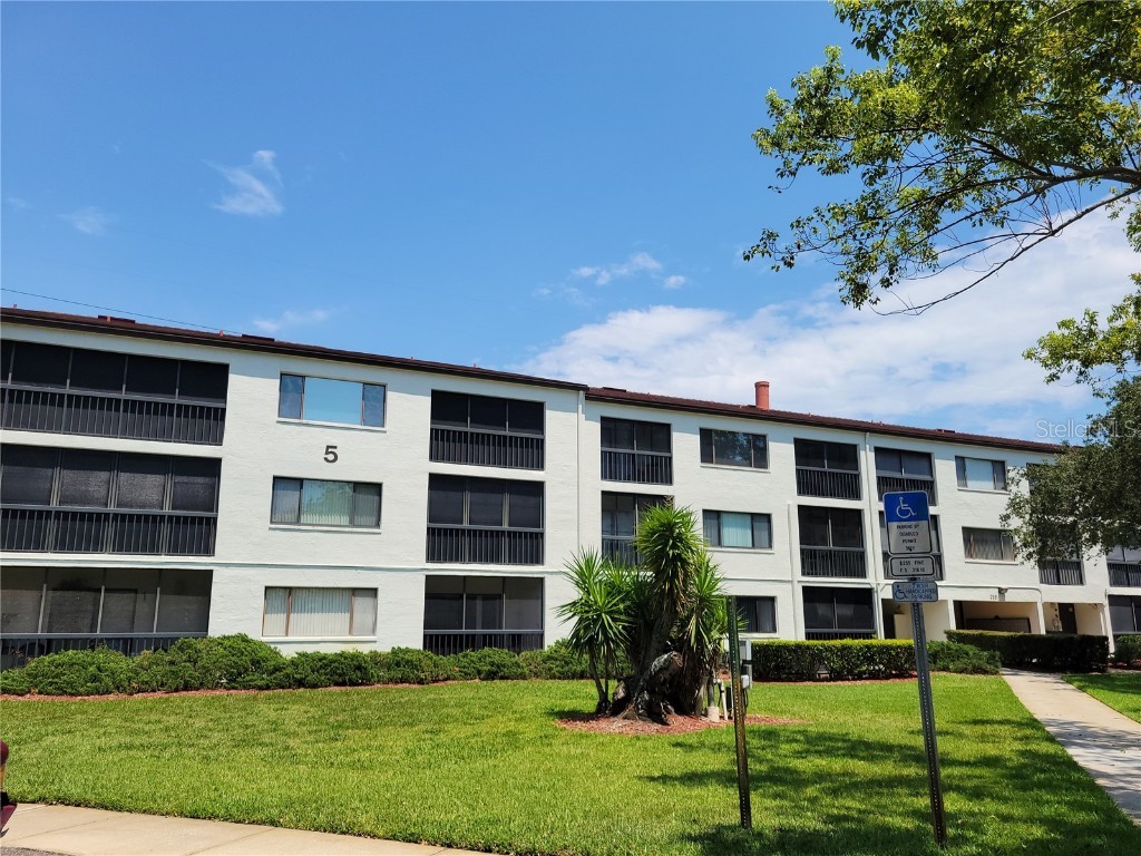 2591 Countryside Boulevard #5106 Clearwater FL 33761 U8206733 image1