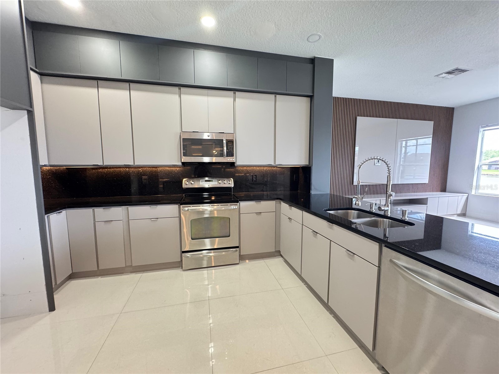 2591 Swoop Circle Kissimmee FL 34741 O6382854 image23
