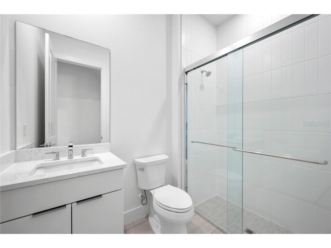 2592 Waterfront Circle Sarasota FL 34240 A4657348 image20