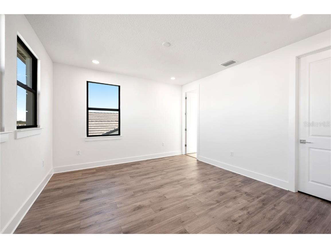 2592 Waterfront Circle Sarasota FL 34240 A4657348 image29