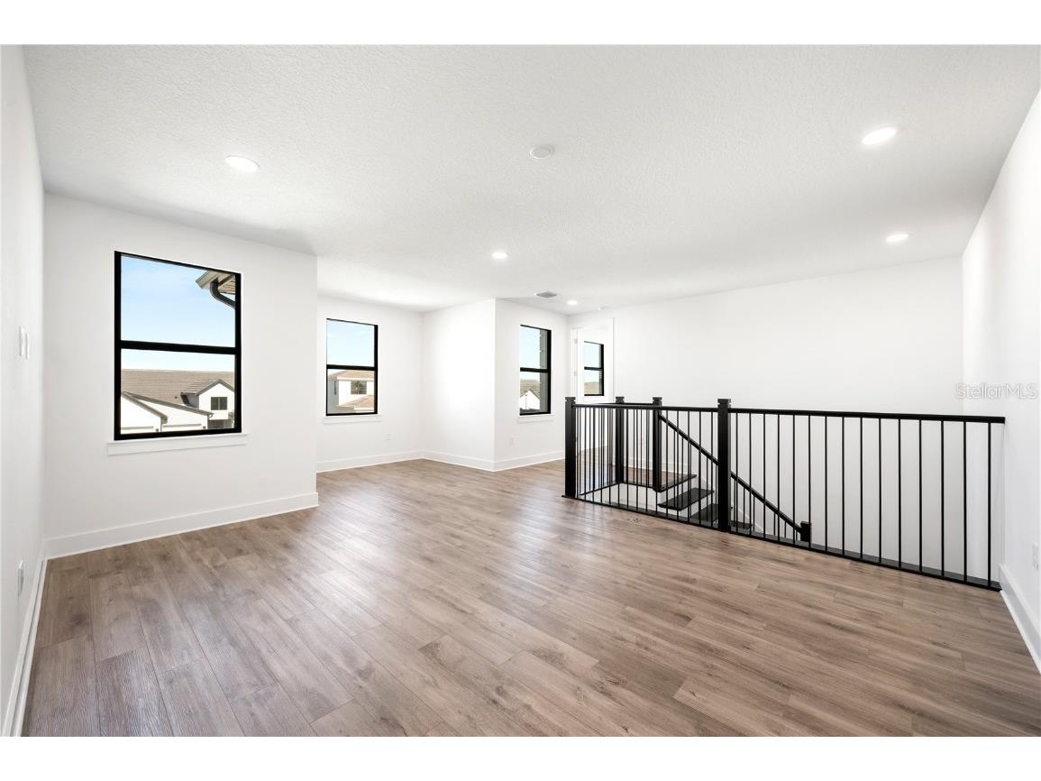 2592 Waterfront Circle Sarasota FL 34240 A4657348 image36