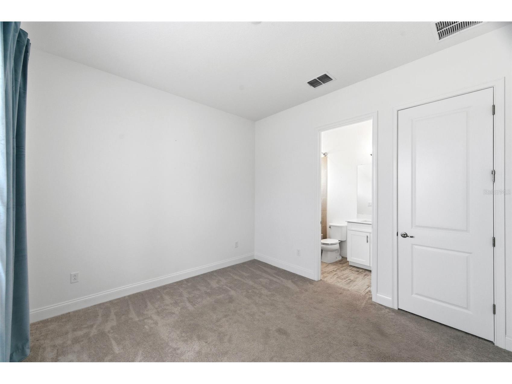 2592 Wise River Lane Zephyrhills FL 33541 W7886619 image11