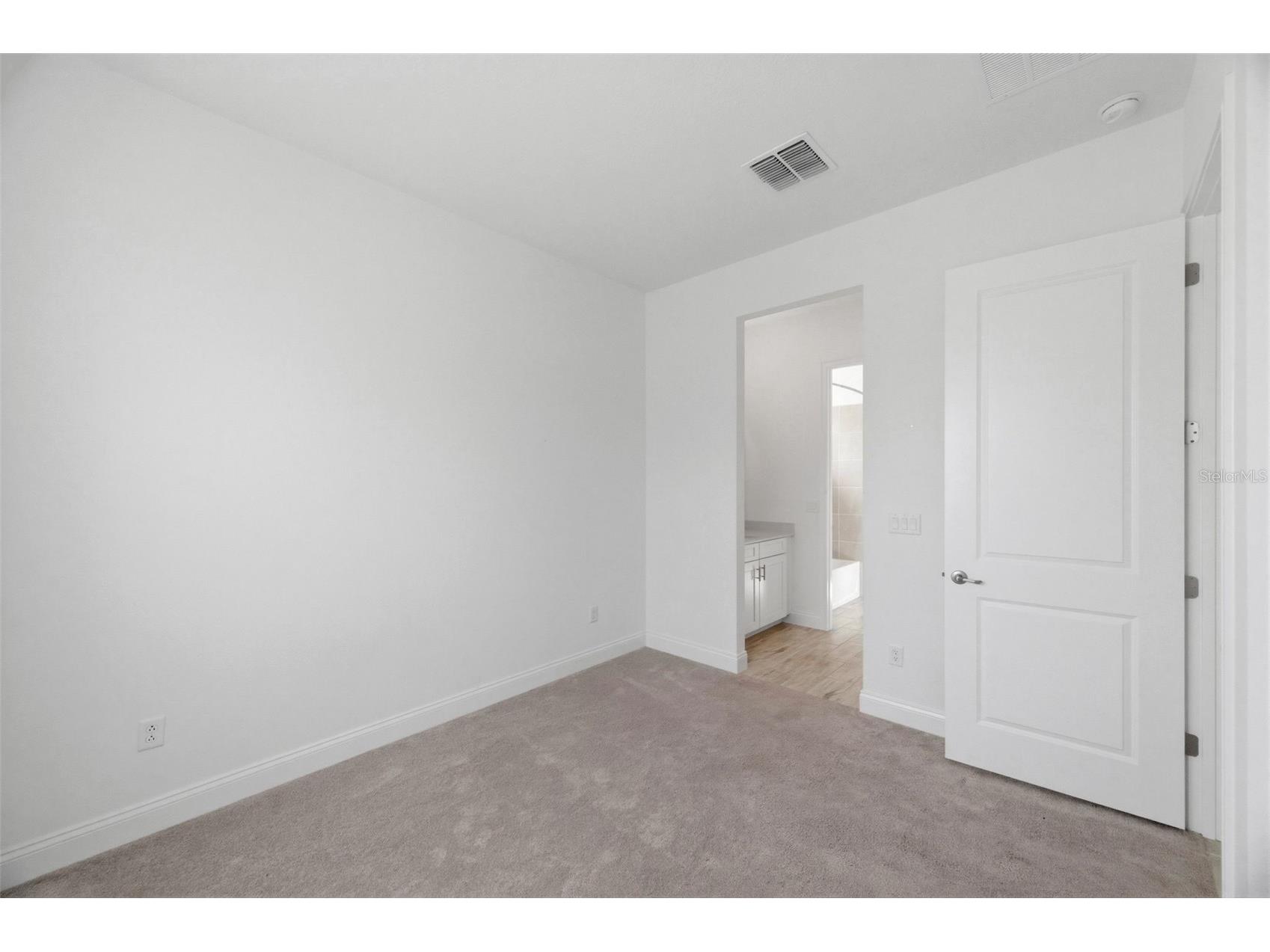 2592 Wise River Lane Zephyrhills FL 33541 W7886619 image40