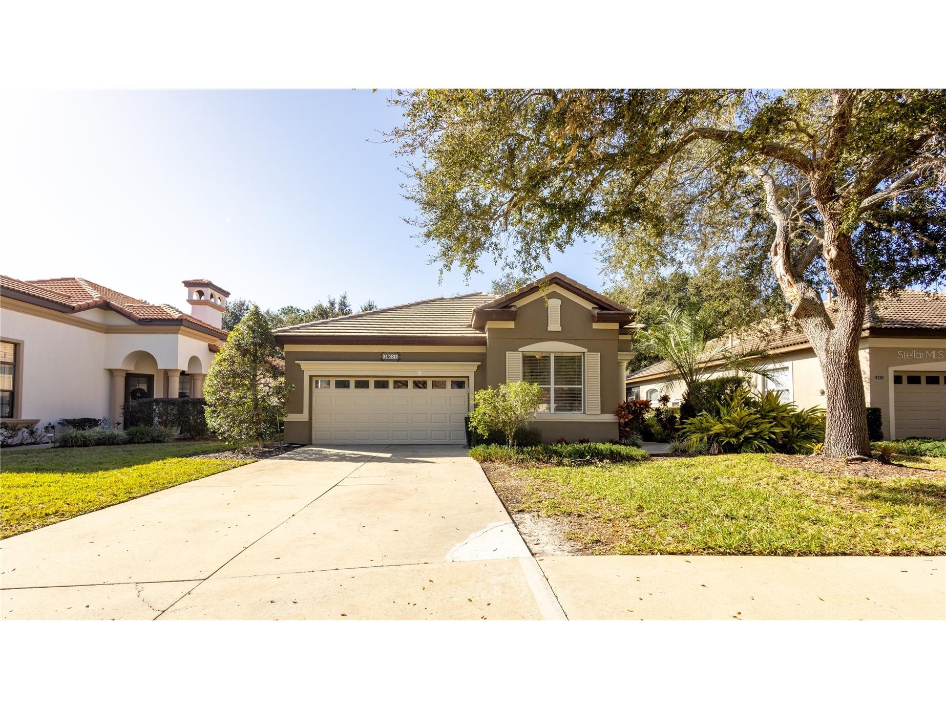 25921 San Rafael Court Howey In The Hills FL 34737 O6367943 image1