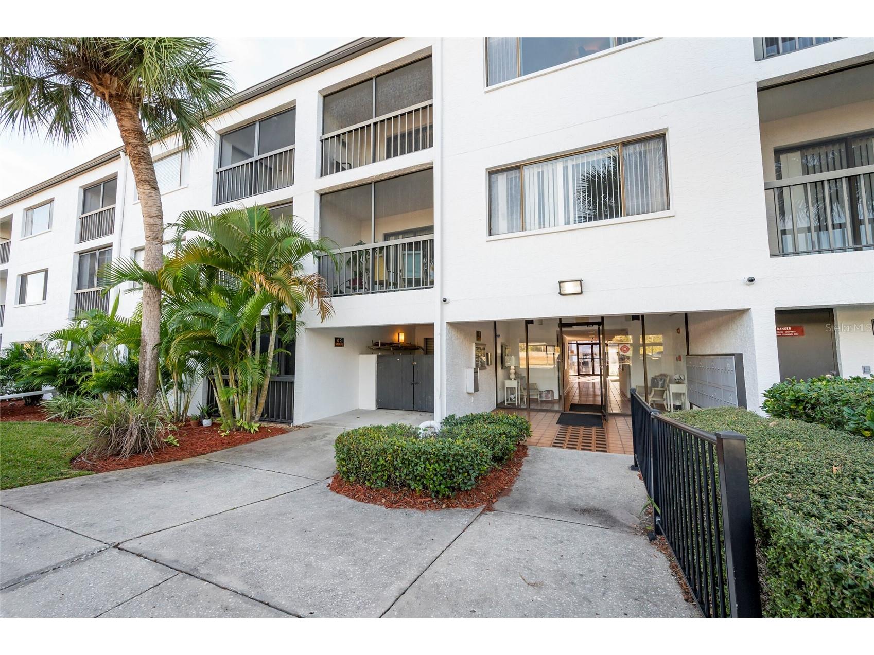 2593 Countryside Boulevard #7307 Clearwater FL 33761 OM718238 image1