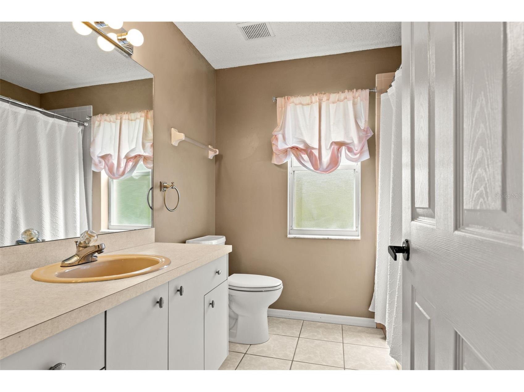 2593 Crystal Lake Drive Spring Hill FL 34606 W7886069 image21