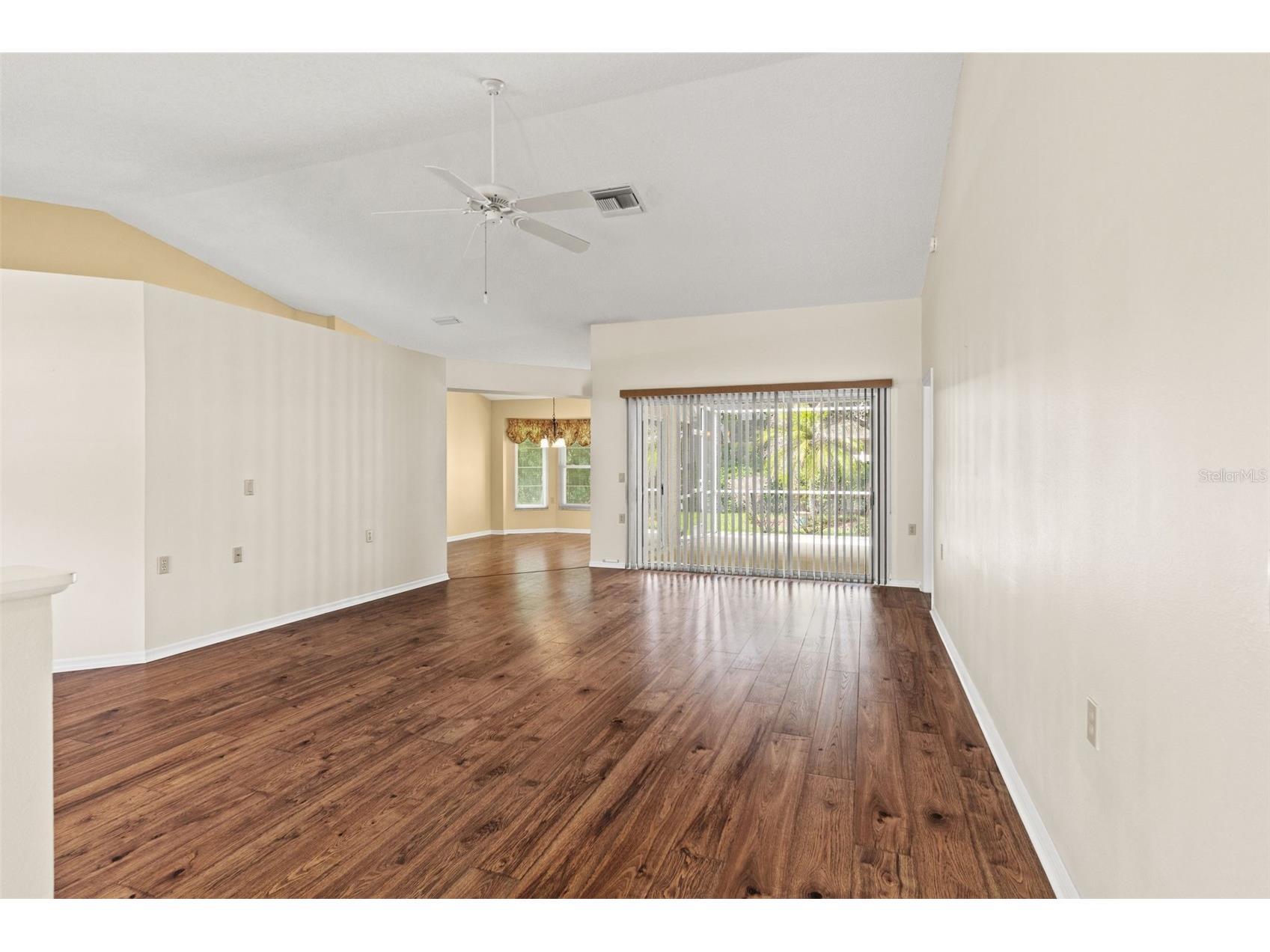 2593 Crystal Lake Drive Spring Hill FL 34606 W7886069 image9