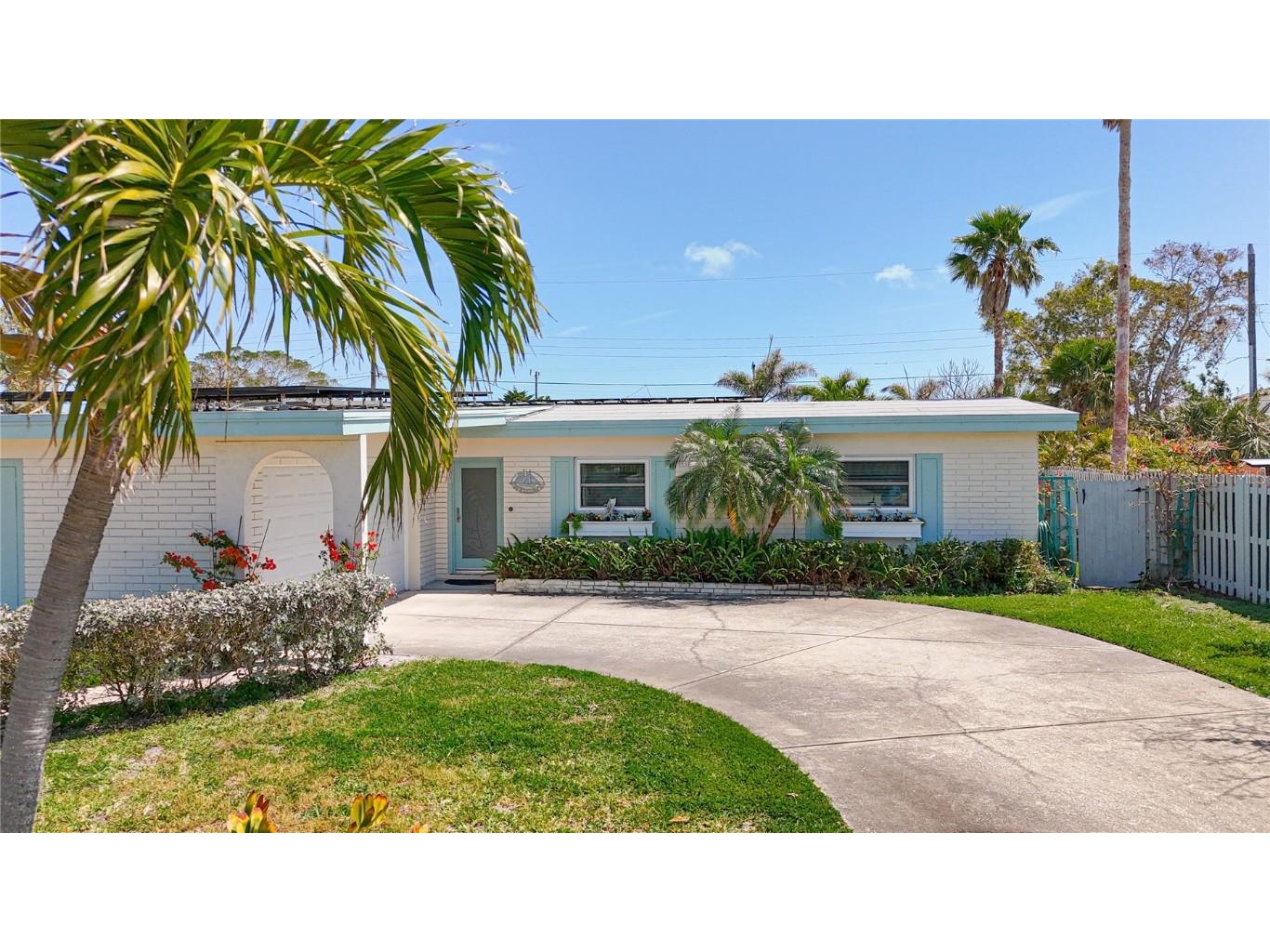 2593 W Vina Del Mar Boulevard Saint Pete Beach FL 33706 TB8360452 image1