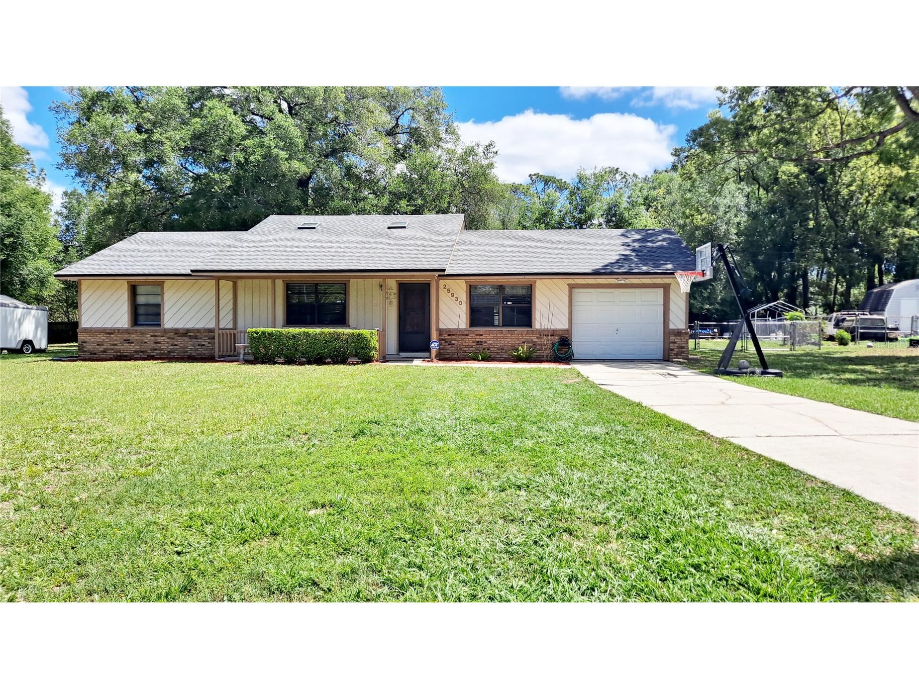 25930 Sackamaxon Drive Sorrento FL 32776 O6398412 image1